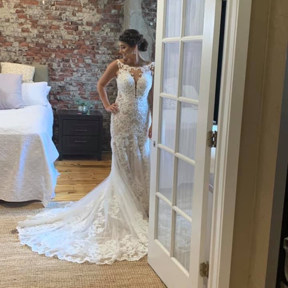 Meet your posher, Nichole! 😎